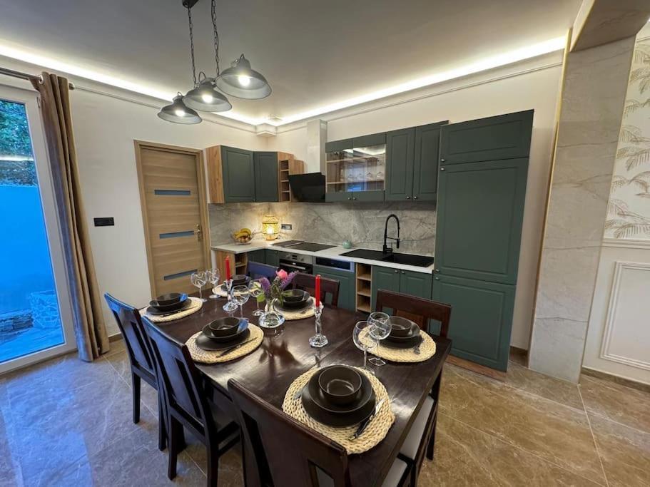 La Maison Rayofam, A 30 Min De Paris, A 5 Min Du Stade De France Saint-Denis  Buitenkant foto
